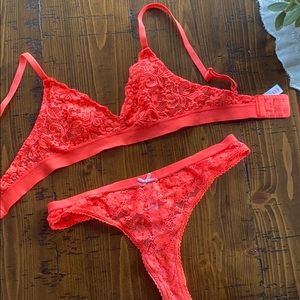 Lace bralette + panty set